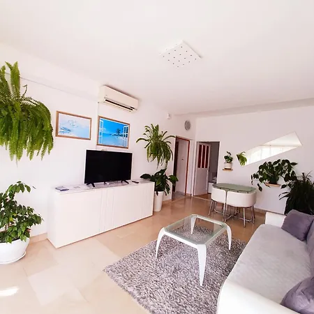 Eva Apartment